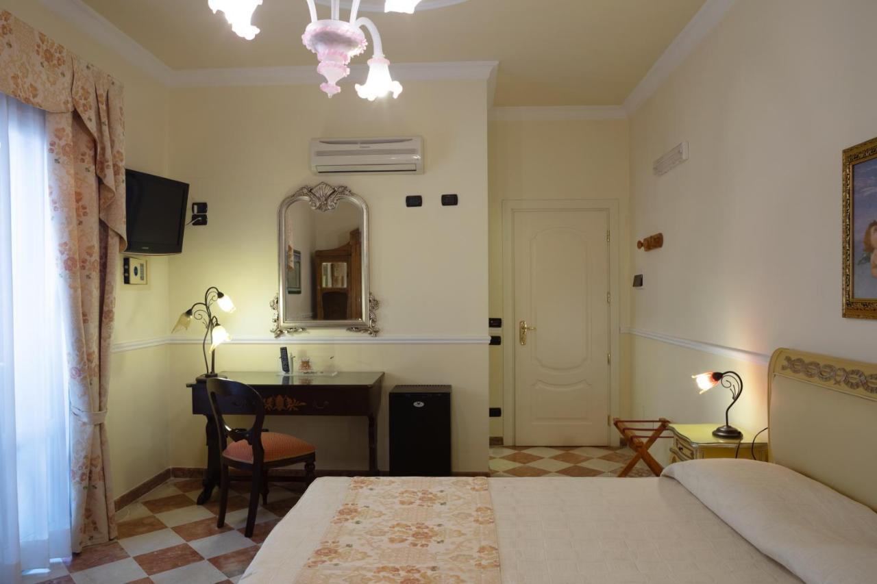 Hotel Trinacria Палермо Екстериор снимка