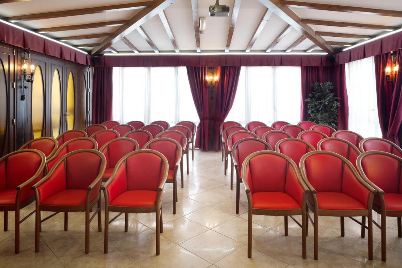 Hotel Trinacria Палермо Екстериор снимка