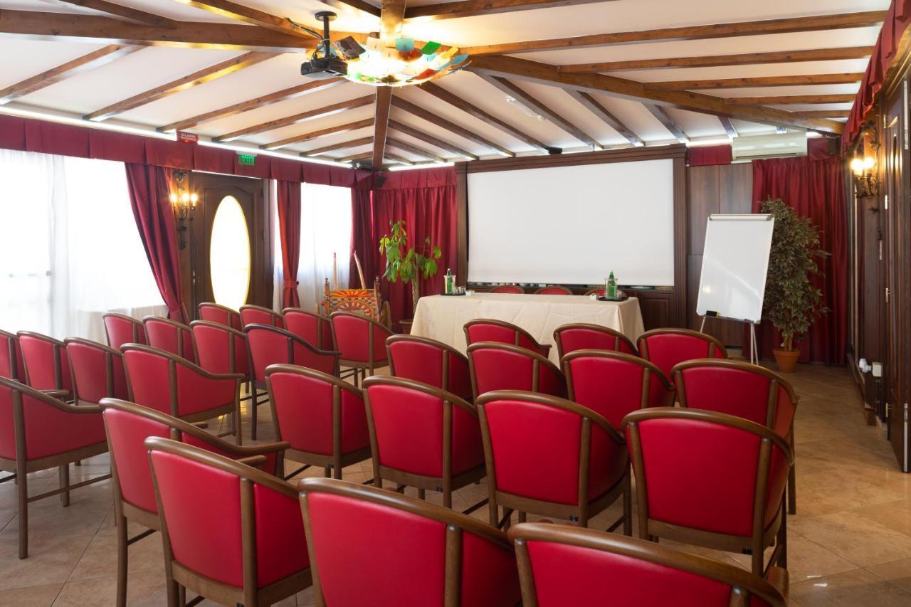 Hotel Trinacria Палермо Екстериор снимка