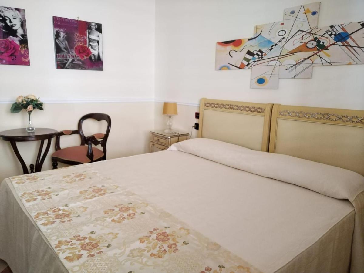 Hotel Trinacria Палермо Екстериор снимка
