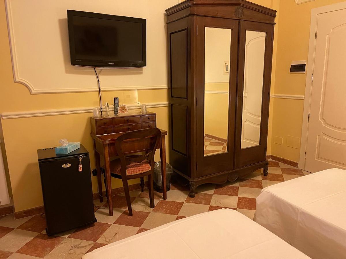 Hotel Trinacria Палермо Екстериор снимка