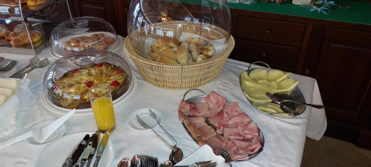 Hotel Trinacria Палермо Екстериор снимка
