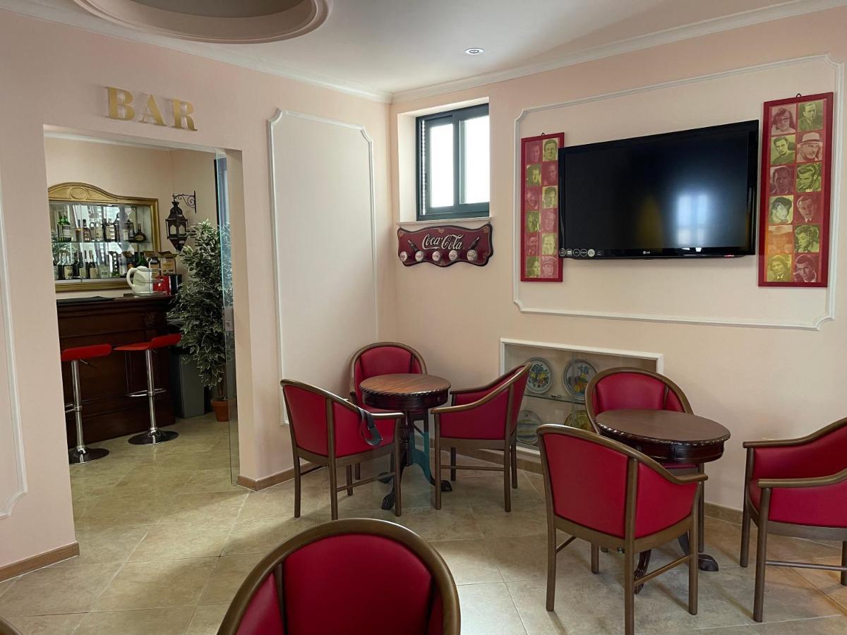 Hotel Trinacria Палермо Екстериор снимка