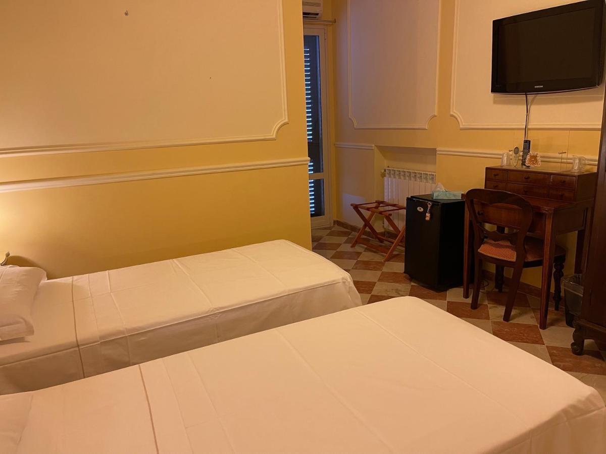 Hotel Trinacria Палермо Екстериор снимка