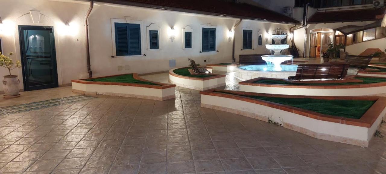 Hotel Trinacria Палермо Екстериор снимка