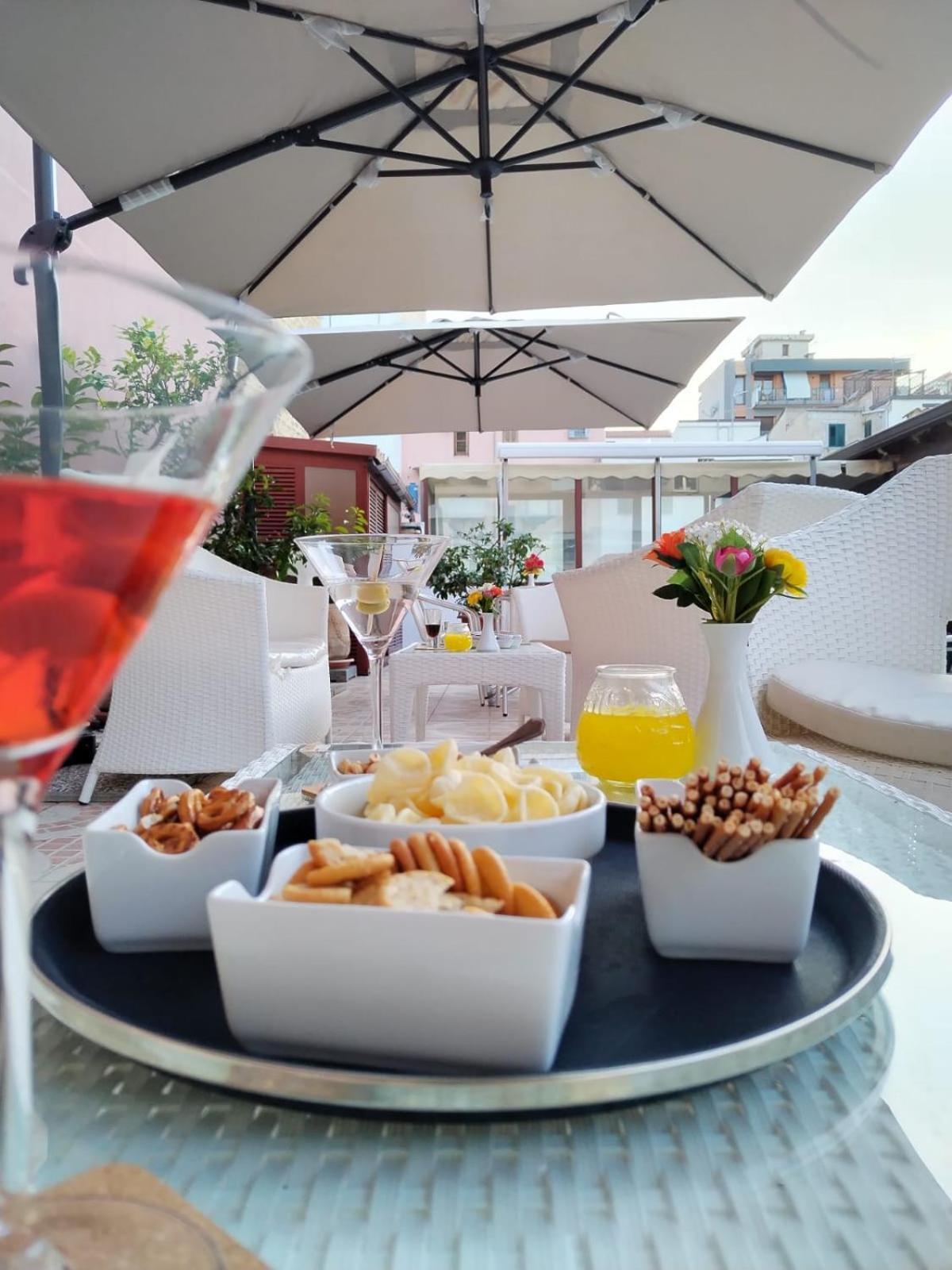 Hotel Trinacria Палермо Екстериор снимка
